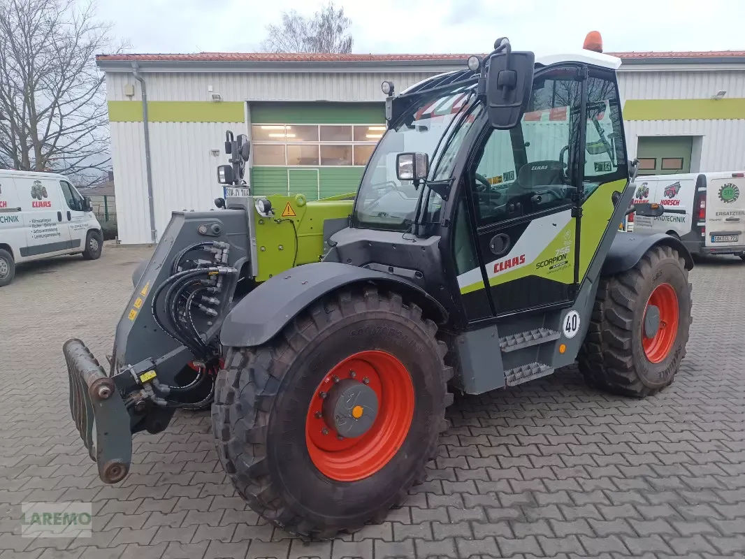 E-FARM: Claas scorpion 756 varipower plus - Teleszkópos rakodó - id PUHIVXP - 78 800 EUR - Gyártási év: 2021 - Üzemóra (motor): 3140,Motor teljesítménye (LE): 156,Németország