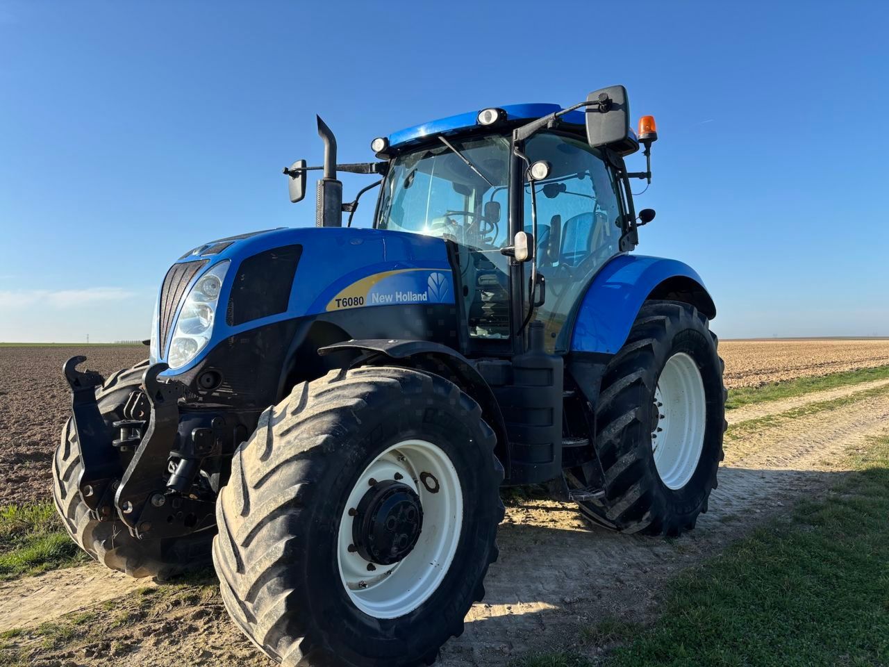 New Holland T 6080 Tracteur 35 000 €