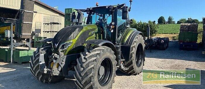 Valtra T 235 Direct Tractor €126,000