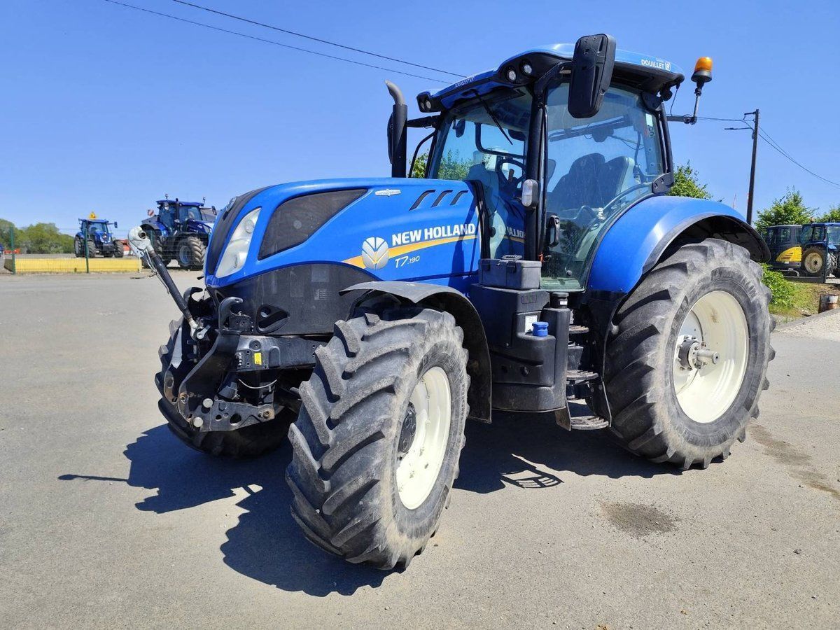 New Holland T7.190 AC Tractor €69,900