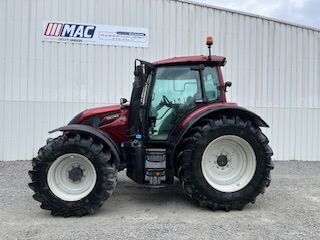 E-FARM: Valtra N114e - Tractor - id ESZH6NE - €68,500 - Year of construction: 2019 - Engine hours: 1,800,Engine power (HP): 120,France