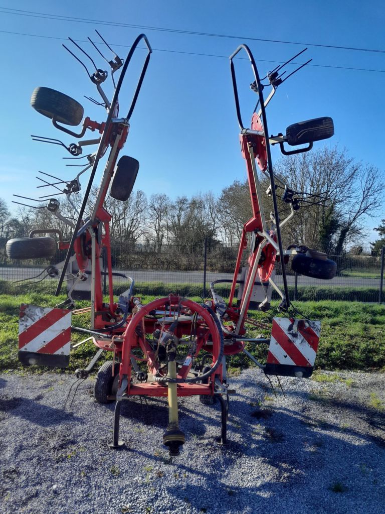 E-FARM: FELLA TH 6606 DN - Faneuse - id UYQ3G5V - 5 000 € - Année: 2015 - France