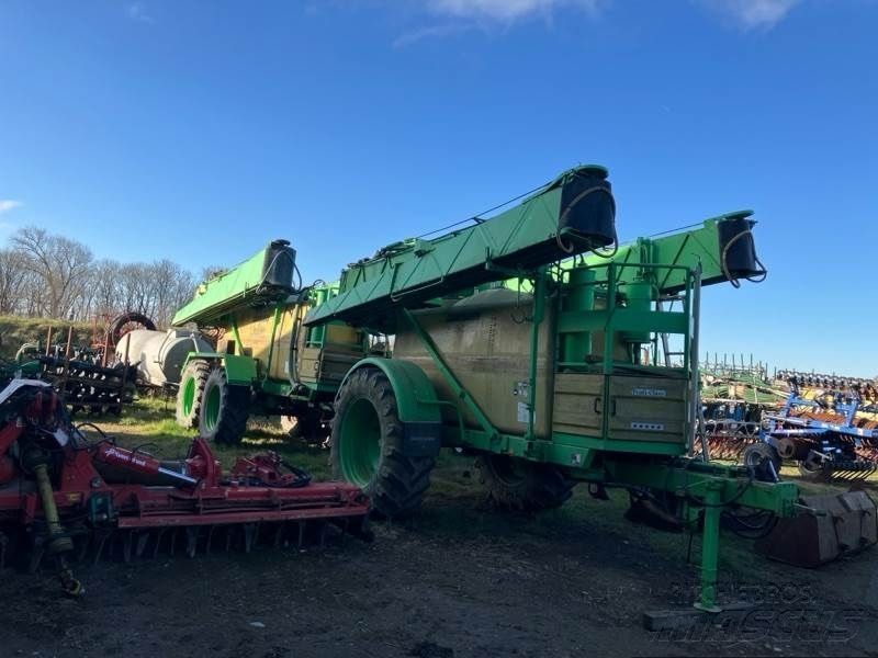 E-FARM: Dammann anpa 5024 - Opryskiwacz - id KFYJSA2 - 12 000 € - Rok produkcji: 2002 - Niemcy