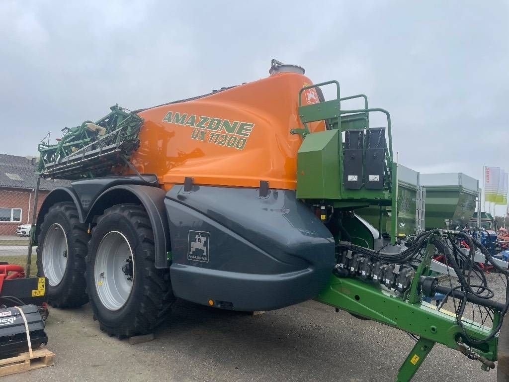 Amazone ux 11200 Sprayer €78,281