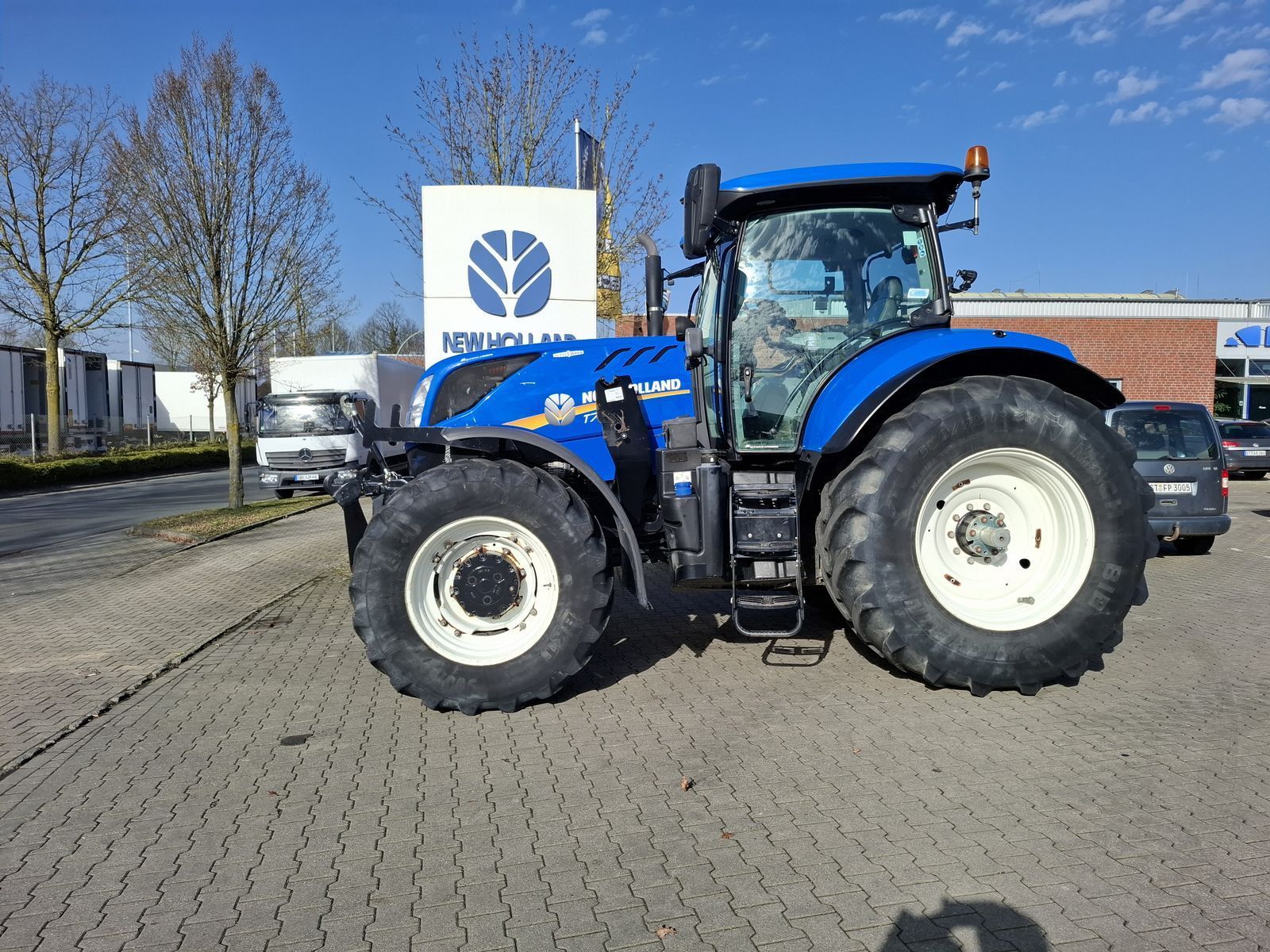 New Holland T7.230 AC Τρακτέρ 88.000 €