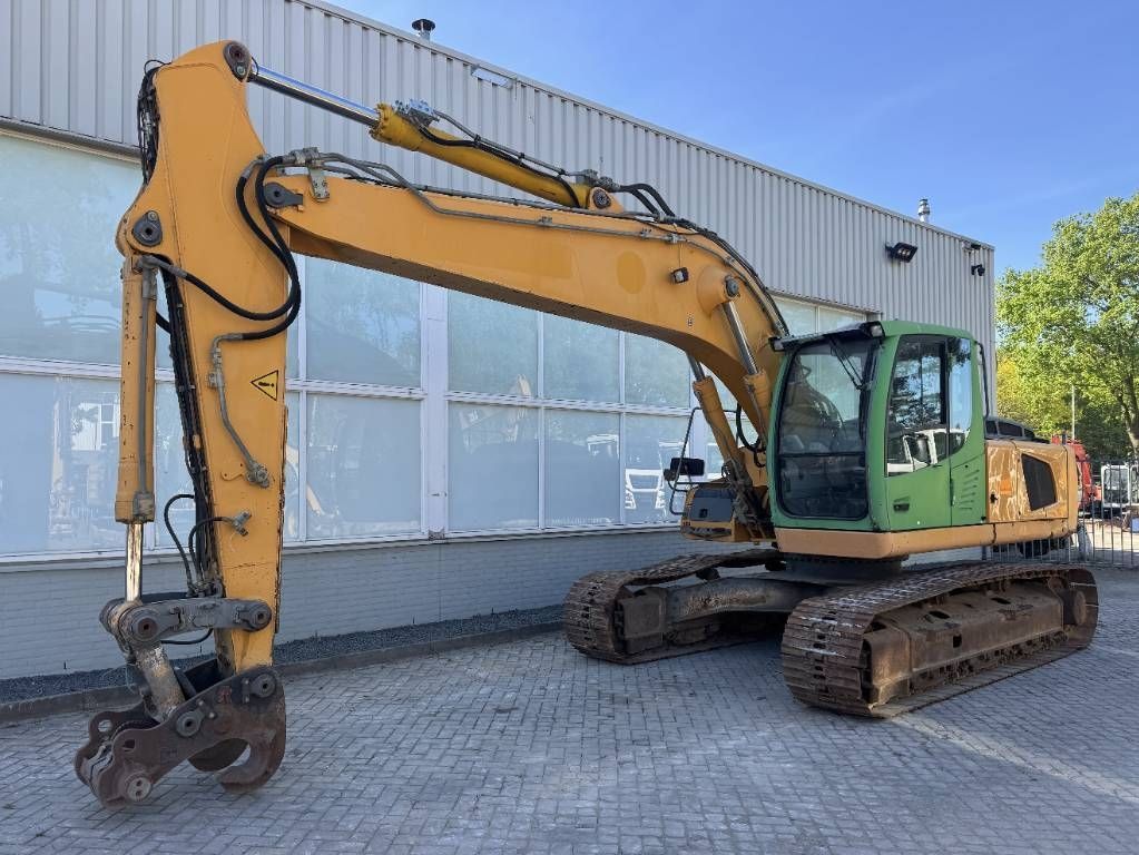 Liebherr r 926 lc litronic Escavatore cingolato 31.900 €