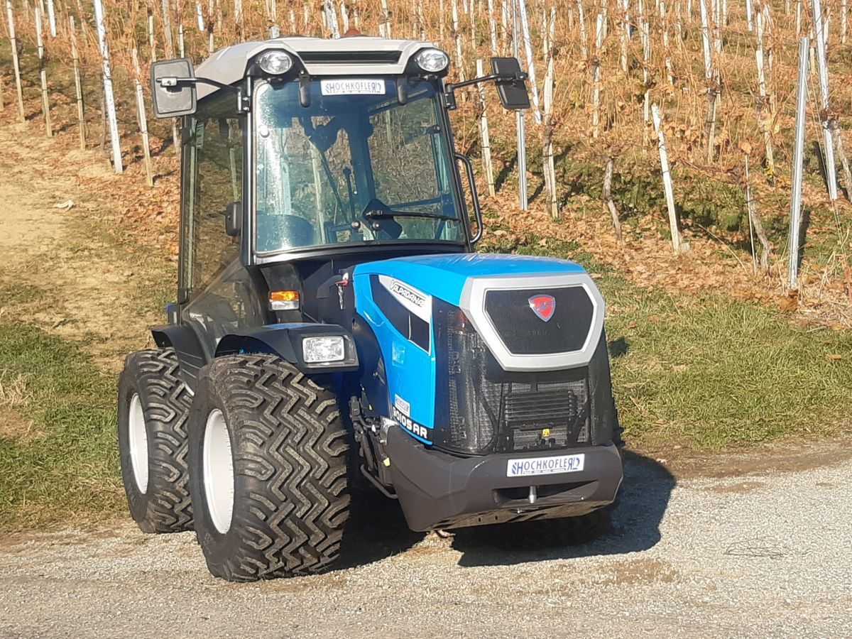 E-FARM: Valpadana 90105 AR - Traktor - id IEAR3I6 - 51.584 € - Baujahr: 2021 - Abgelesene Motorstunden: 1,Motorleistung (PS): 95,Österreich