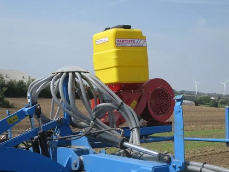E-FARM: technik-plus tjs 2/60 m. hydraulisk blæser - Taladro - id SKBBVR7 - 7840 € - Dinamarca