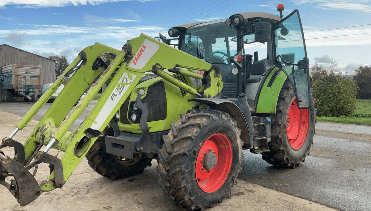 Claas Arion 440 Tractor €49,000