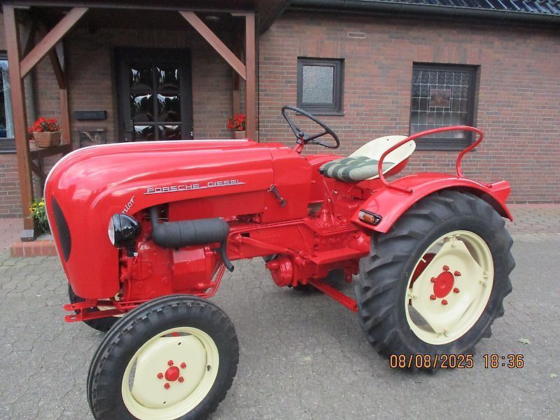 Porsche junior 109 diesel Tractor