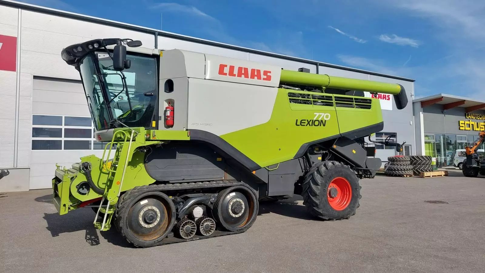 Claas Lexion 770 Terra Trac Combine harvester €146,500