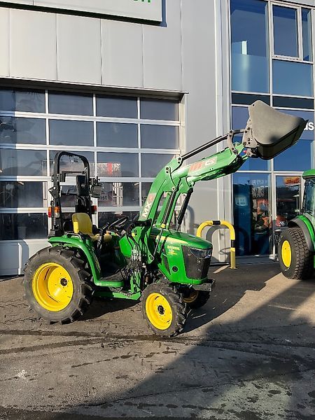John Deere 3025 E Tractor €24,990