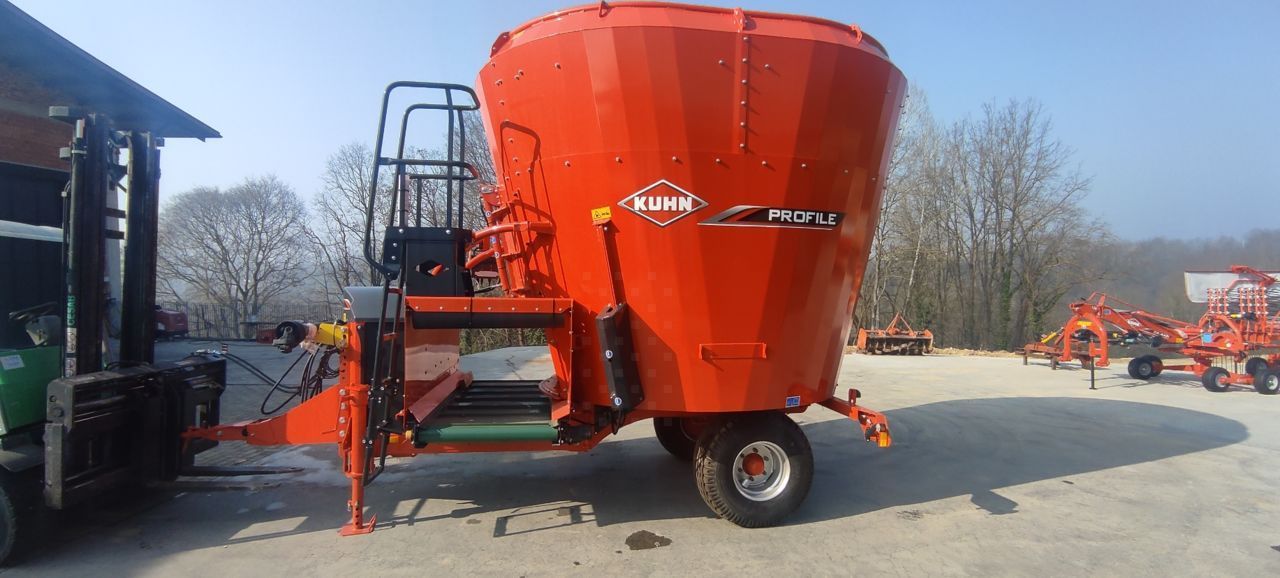 Kuhn profile 17.1 cl Mixer feeder €28,000