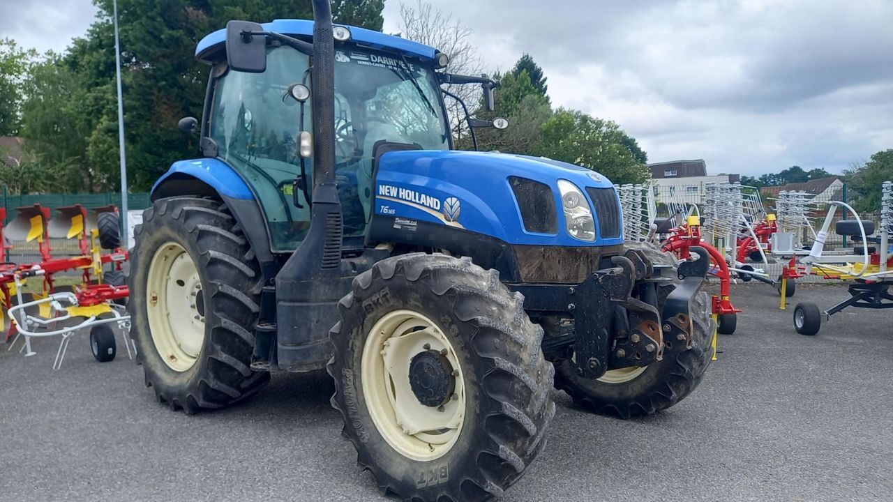 New Holland T6.165 Tractor €40,000
