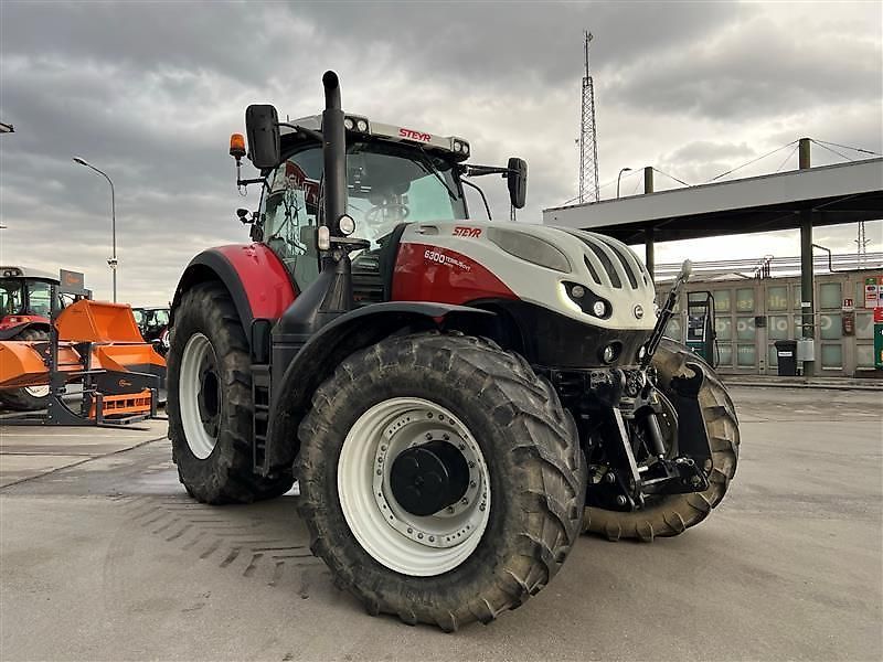 E-FARM: Steyr Terrus 6300 CVT - Traktor - id FGKTYXJ - 108.333 € - Baujahr: 2016 - Abgelesene Motorstunden: 3.050,Motorleistung (PS): 300,Österreich