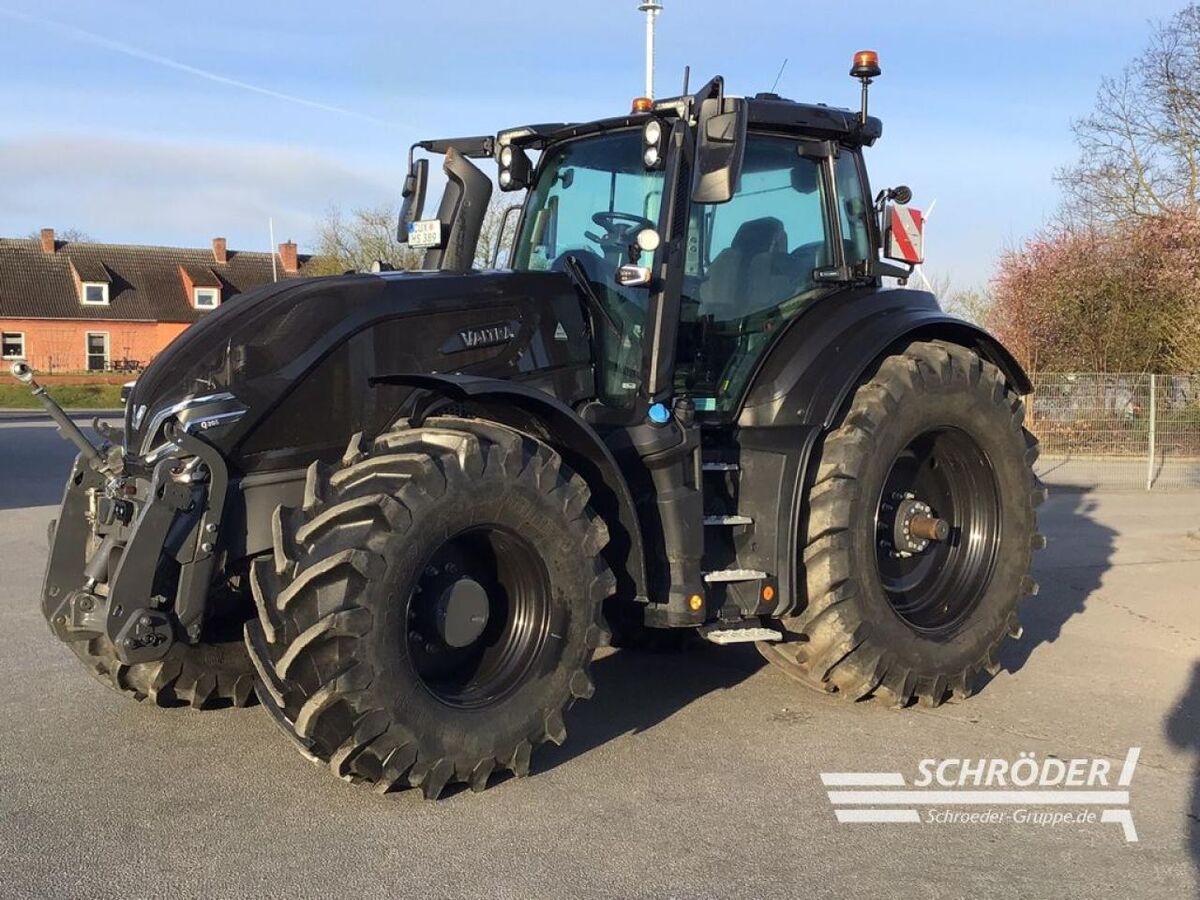 Valtra Q 305 Tractor 169.500 €