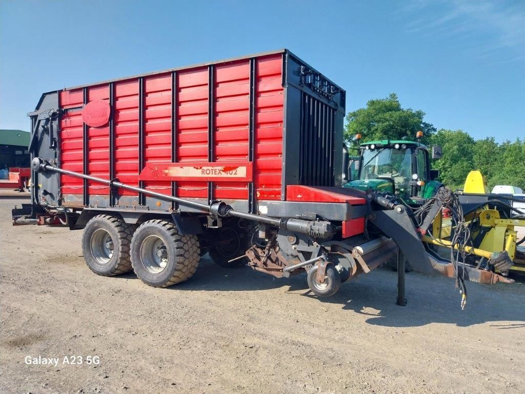 E-FARM: Vicon Rotex 402 - Trailer - id UIN8WIH - €29,000 - Year of construction: 2016 - France