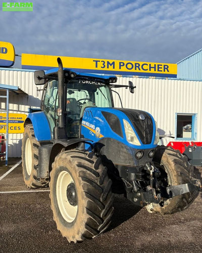 E-FARM: New Holland T7.190 - Tractor - id EGHZ13R - €64,000 - Year of construction: 2017 - Engine hours: 5,000,Engine power (HP): 173,France