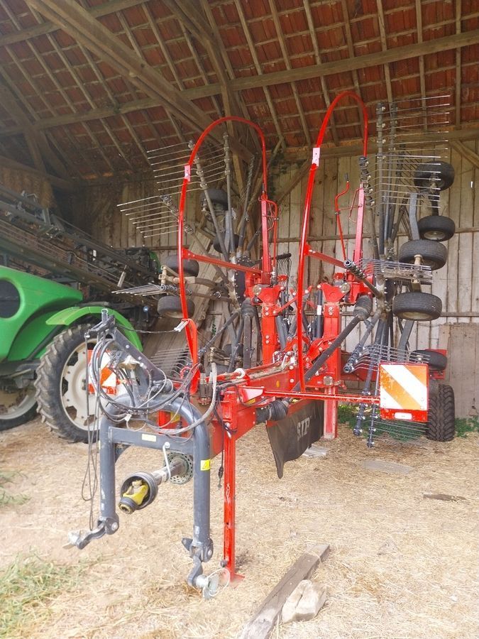 SIP star 850 /26 t Karuzelowy przetrząsacz do siana 17 000 €
