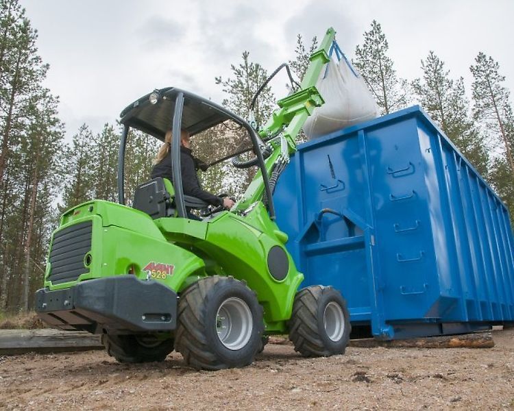 E-FARM: Avant 528 - Minipala compatta - id MQK2I6P - 32.305 € - Regno Unito