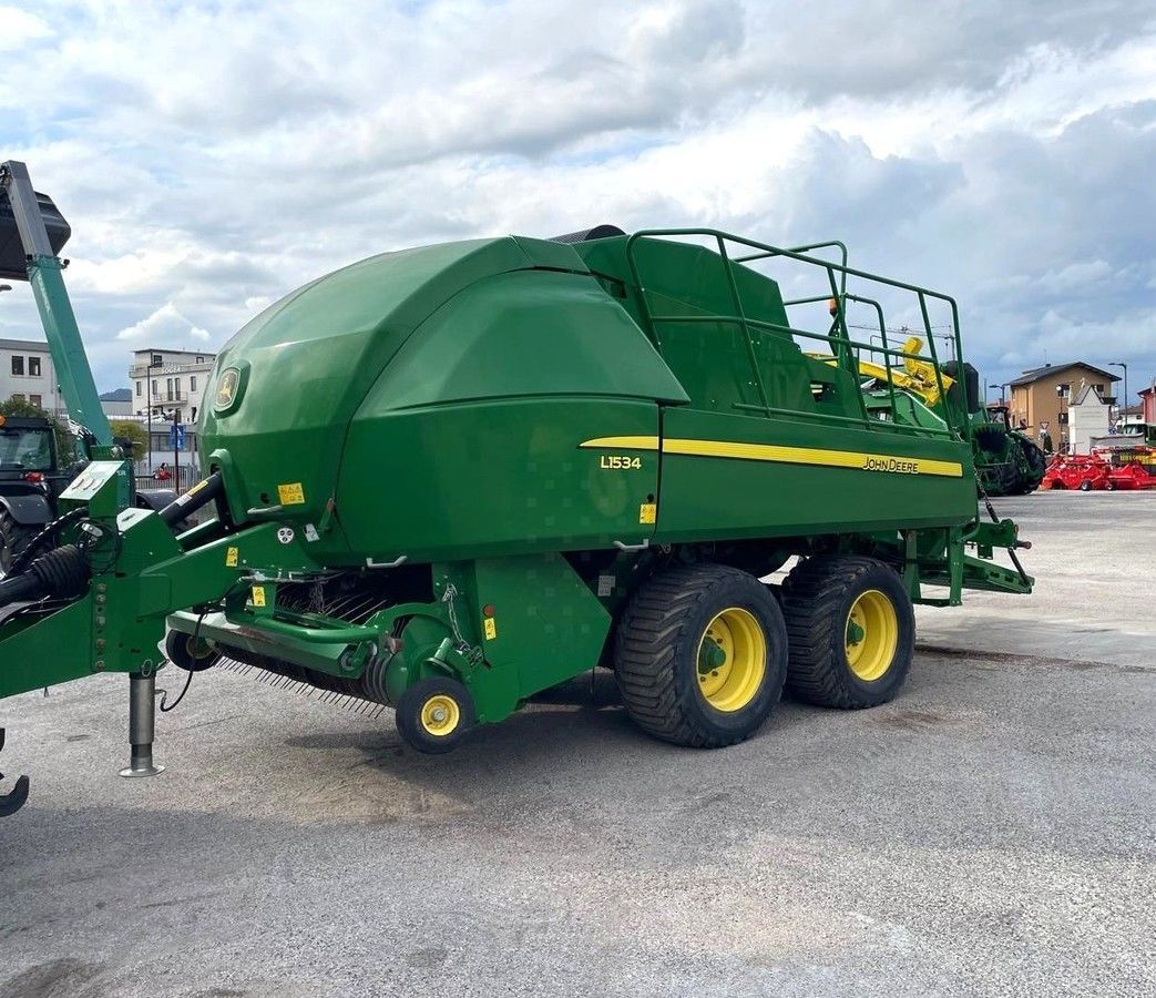 John Deere L 1534 Empacadora 70.000 €
