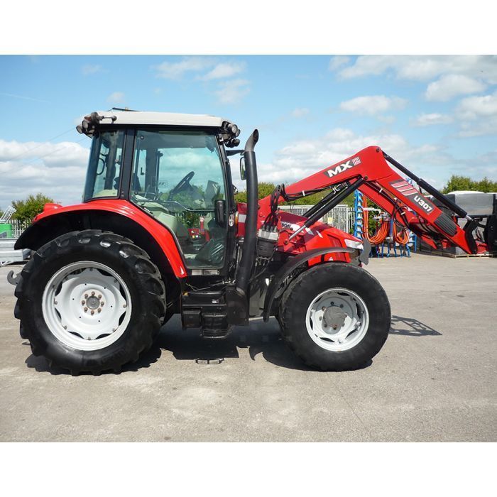 E-FARM: Massey Ferguson 5612 - Trattore - id VCIRW6U - 42.104 € - Anno di costruzione: 2014 - Ore: 5.900,Potenza del motore: 120,Regno Unito