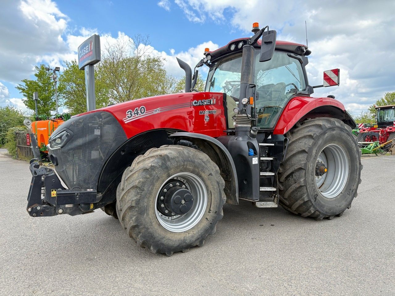 Case IH Magnum 340 Tractor €144,153