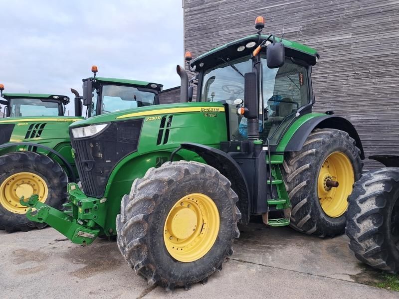 John Deere 7230 R Traktor 60 000 €