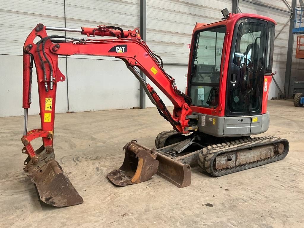 Caterpillar 303 e cr Μίνι εκσκαφέας 19.500 €