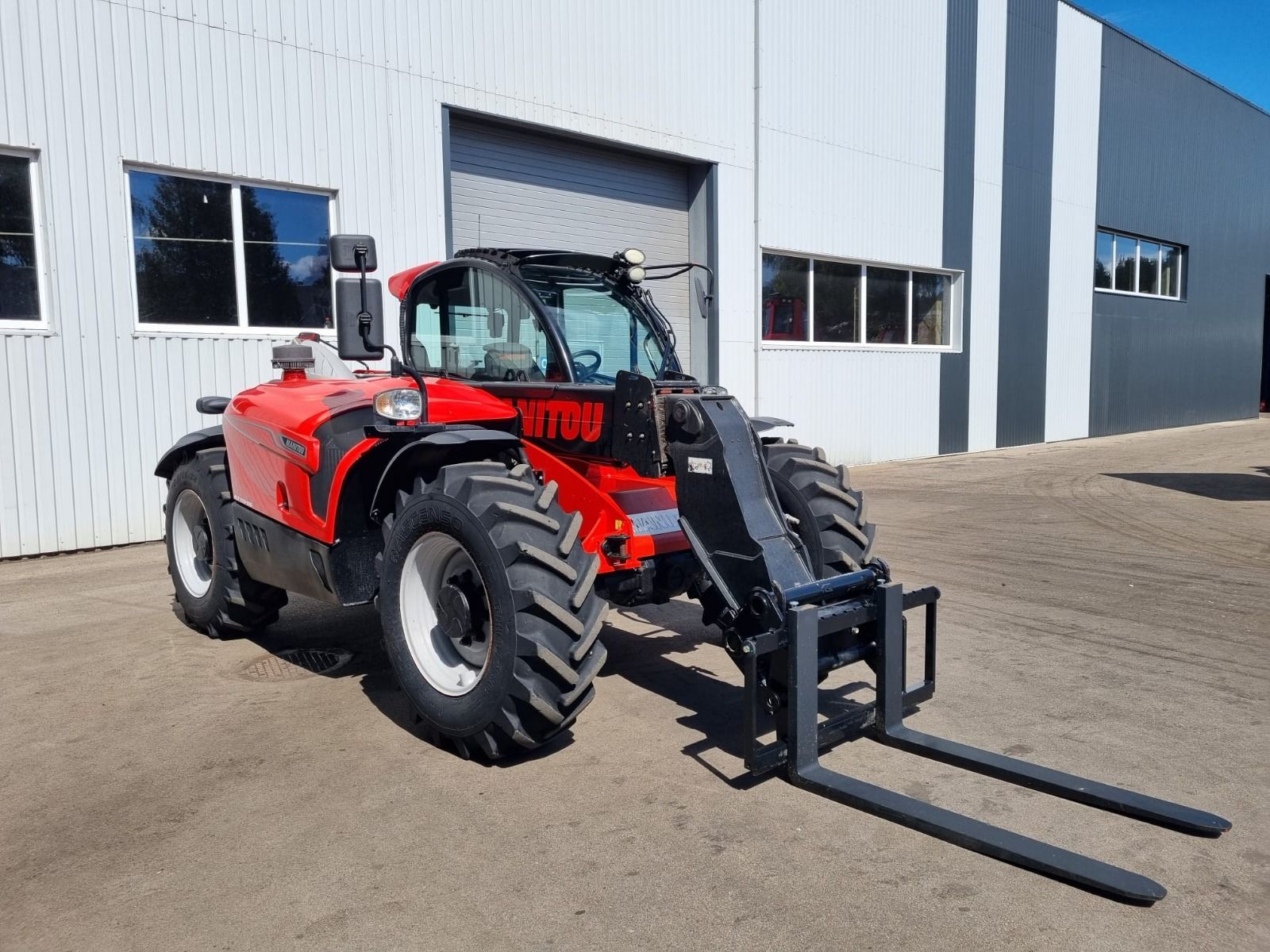 E-FARM: Manitou MLT733 - Telehandler - id VVLZ35F - €39,500 - Year of construction: 2017 - Engine hours: 5,350,Germany