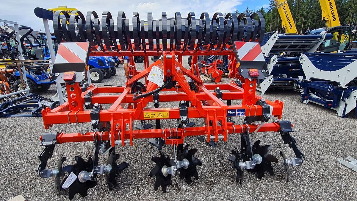 E-FARM: Kuhn Cultimer 300 - Grubber - id YHP8NTB - 12.417 € - Baujahr: 2023 - Österreich