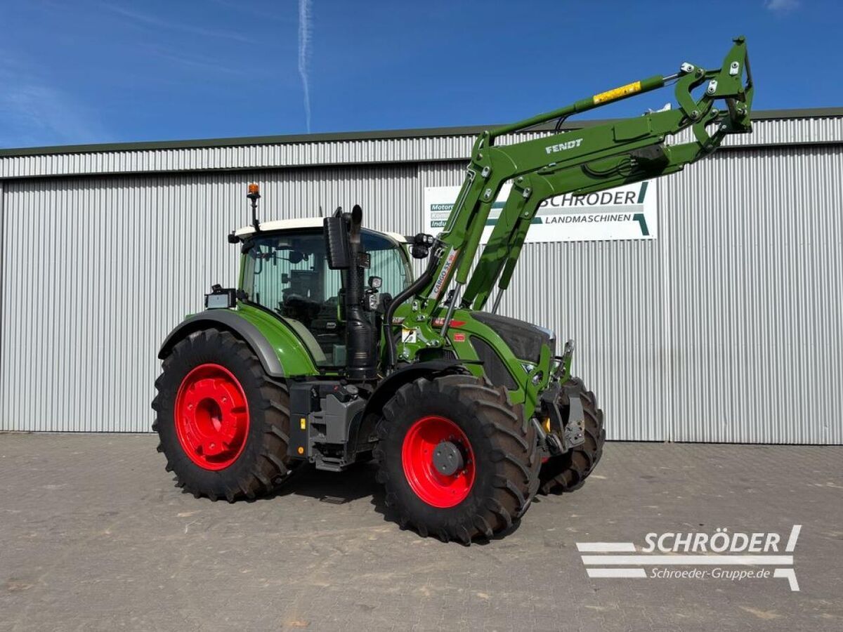 Fendt 724 Vario Profi Plus Tractor 214.500 €