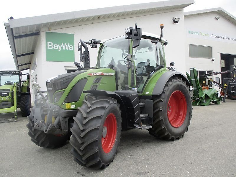 Fendt 516 Vario Power Plus Tracteur 134 034 €
