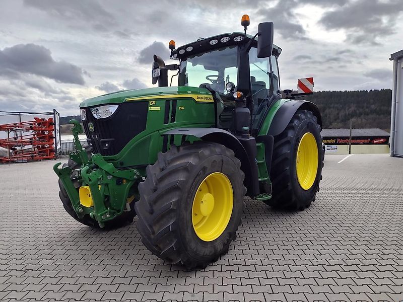 John Deere 6R 250 Tractor €185,000