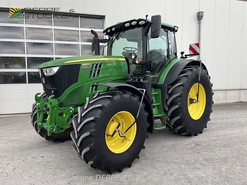 E-FARM: John Deere 6195 R - Traktor - id YJSTBW5 - 115.800 € - Baujahr: 2021 - Abgelesene Motorstunden: 4.714,Motorleistung (PS): 230,Deutschland