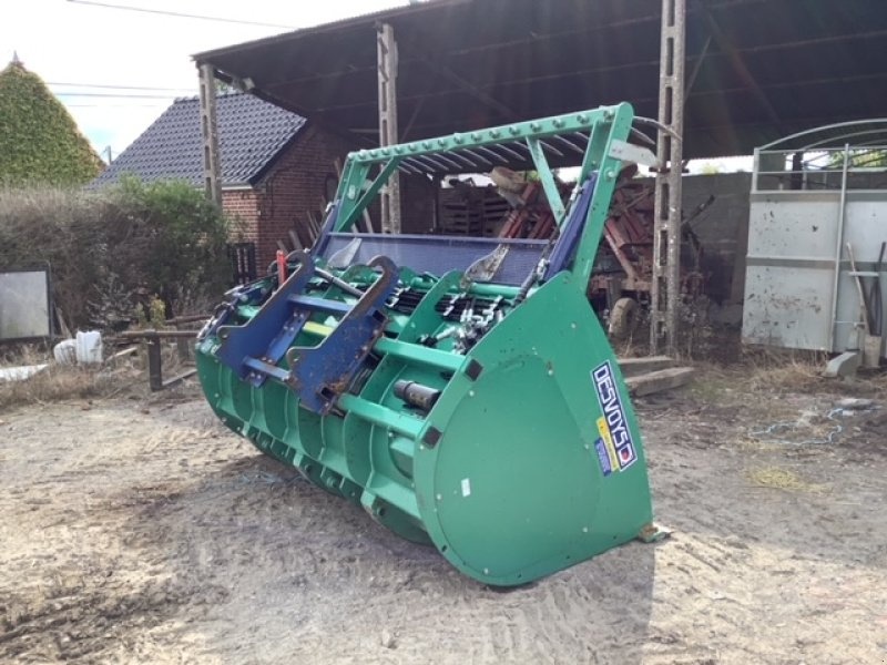 Desvoys 2m80 vegetable_harvester €12,900