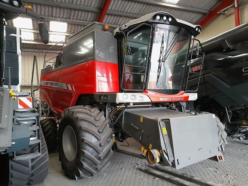 E-FARM: Massey Ferguson Activa 7347S-MCS - Combine harvester - id NVQ2RXL - €220,000 - Year of construction: 2023 - Engine hours: 5,Engine power (HP): 306,Germany
