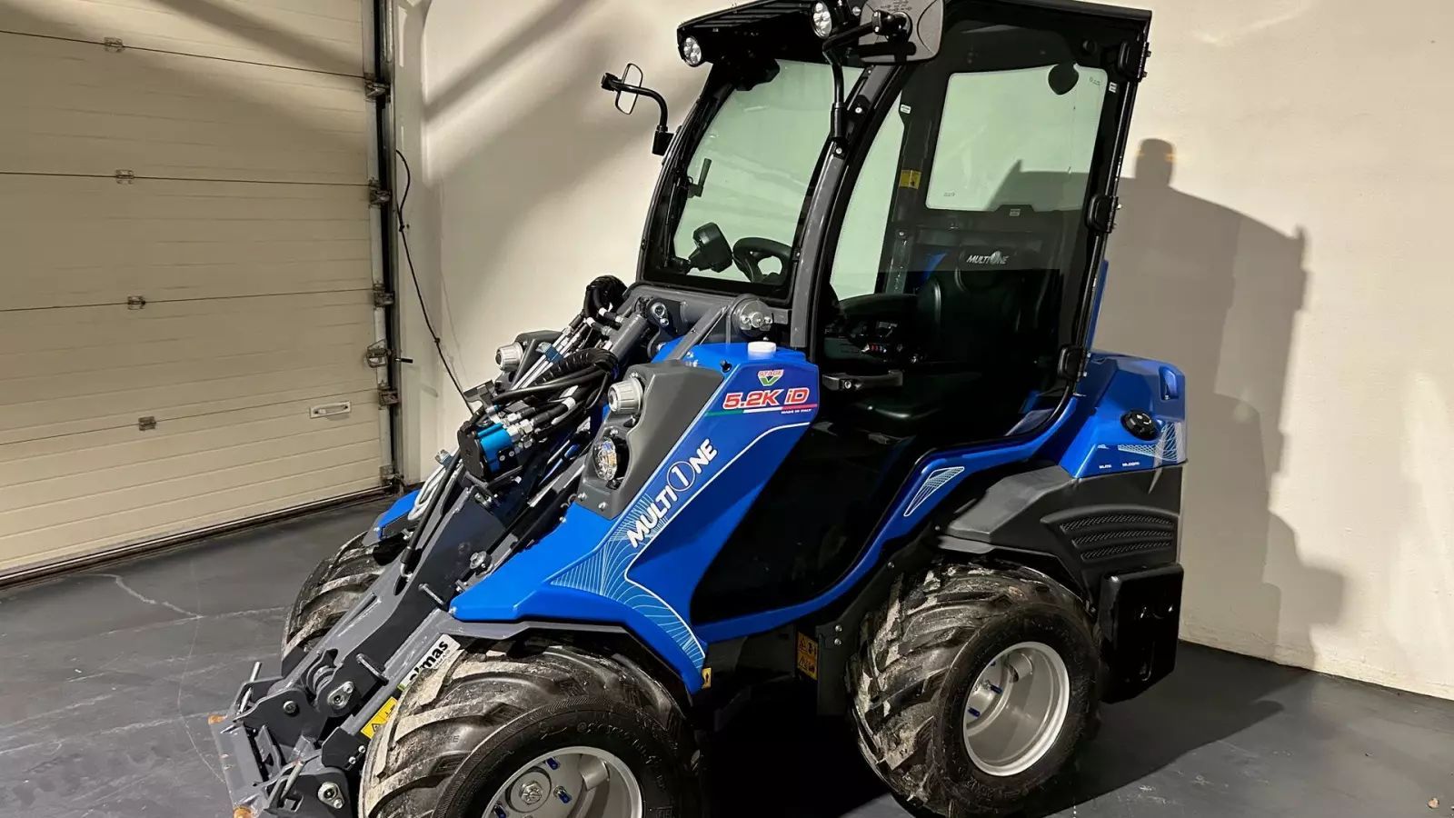 Multione 5.2k 5.2 m/kabine Cargador de ruedas 27.891 €