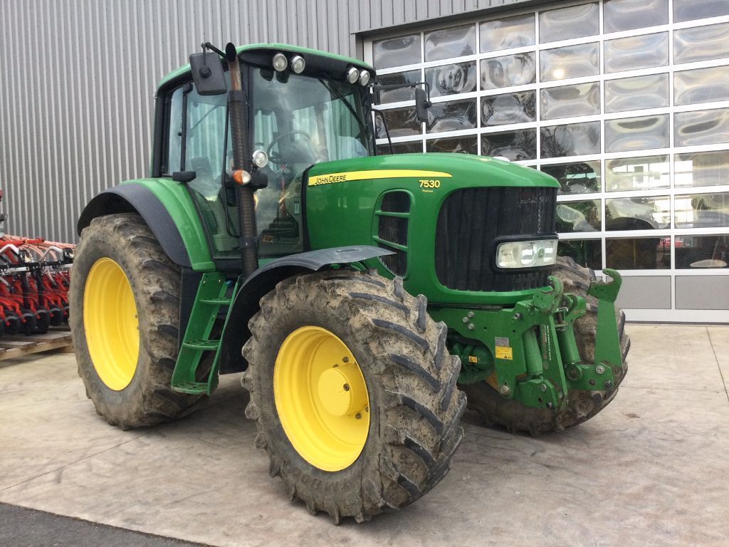John Deere 7530 Premium Tracteur 57 800 €