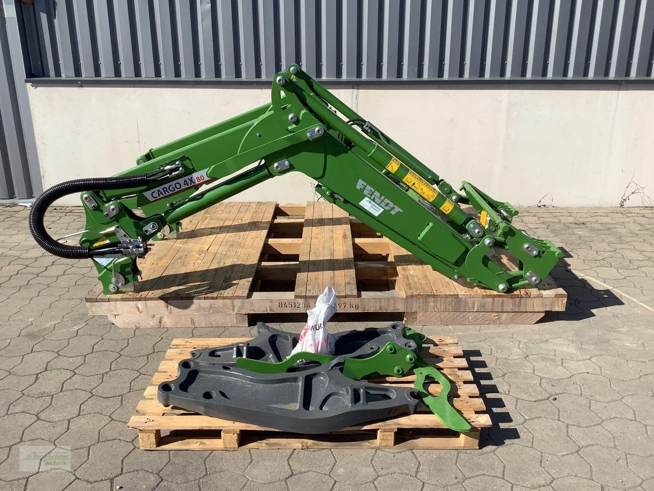 Fendt cargo 4x80 parts 12 500 €