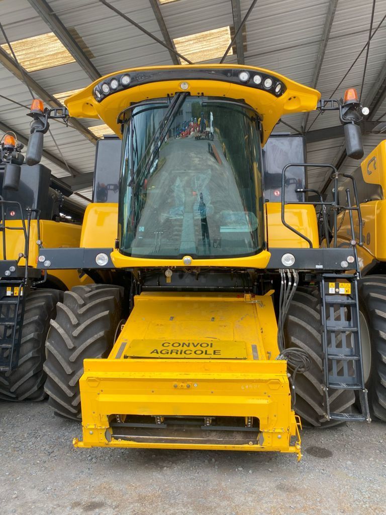 E-FARM: New Holland CX6.80 - Moissoneuse-batteuse - id 9S1R27B - Année: 2024 - Lecture du nombre d'heure: 292,France