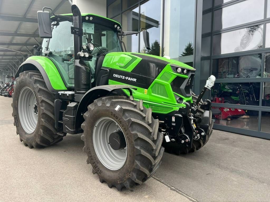 E-FARM: Deutz-Fahr 6210 CShift Agrotron - Tractor - id BBDYDVT - €111,500 - Year of construction: 2023 - Engine hours: 55,Engine power (HP): 294,Germany