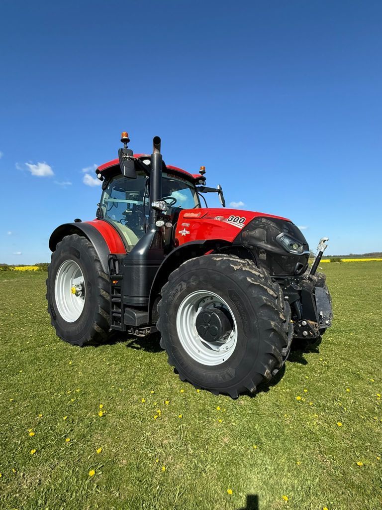 Case IH Optum 300 Traktor 120 642 €