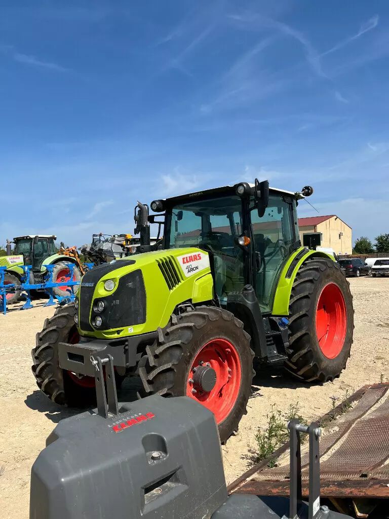 Claas Arion 410 Tractor €58,000