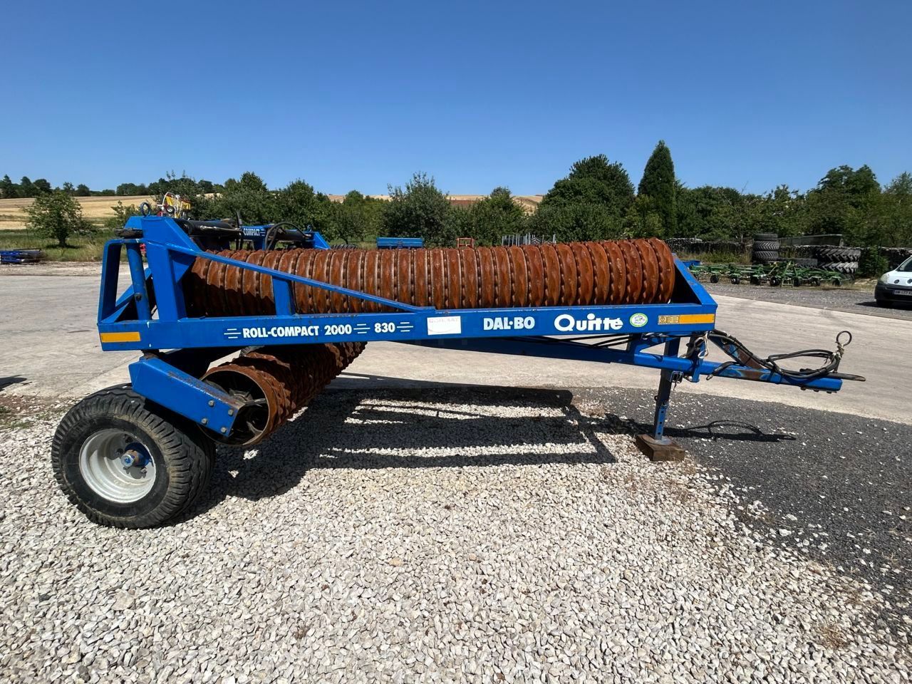 E-FARM: DAL-BO roll compact 830 - Presses et rouleaux - id XUVFM3T - 7 500 € - Année: 2004 - France