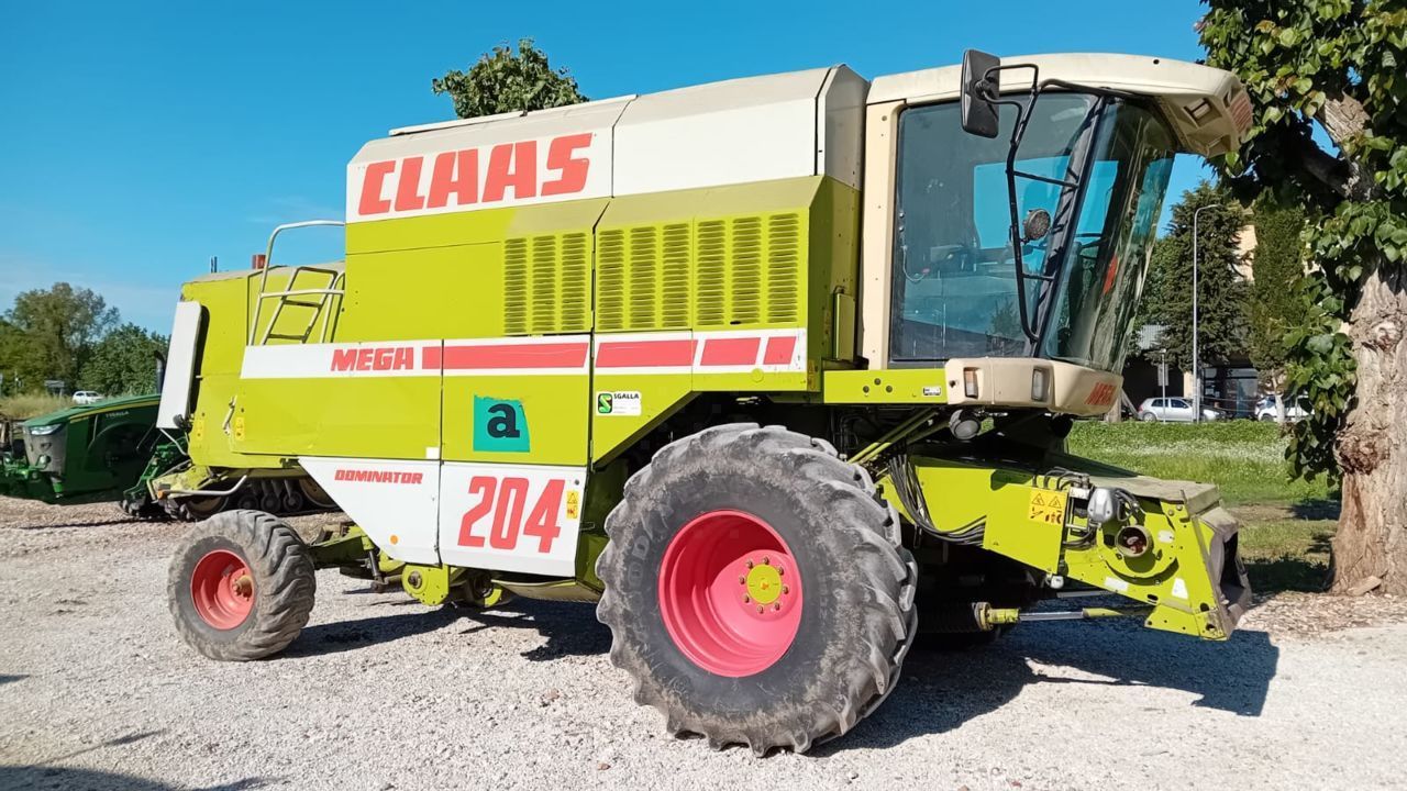 E-FARM: Claas mega 204 - Mejetærsker - id HZJUHLJ - Produktionsår: 1996 - Motortimer: 8.450,Italien
