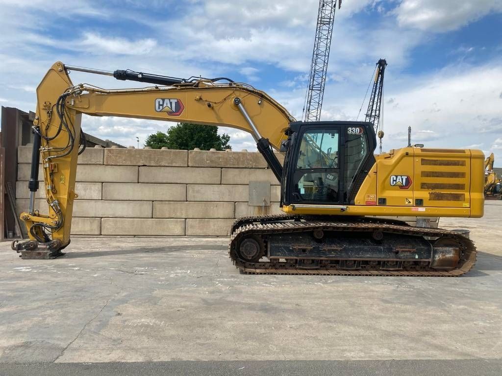 Caterpillar 330 Crawler excavator €209,000