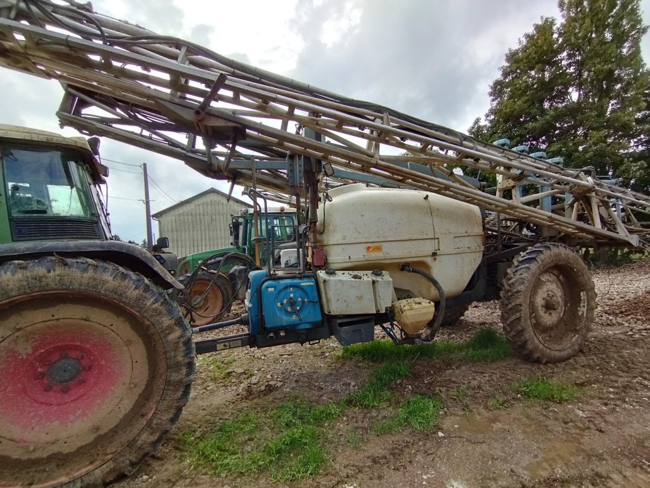 E-FARM: Evrard meteor 4100 - Pulvérisateur - id 1FXVPLL - 12 500 € - Année: 2004 - France