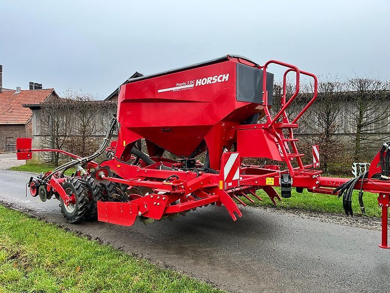 HORSCH Pronto 3 DC Siewnik rzędowy/agregat uprawowo-siewny 56 999 €