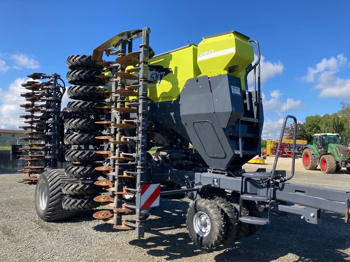 Sky maxidrill w6020 fertisem Direct Drill €59,000